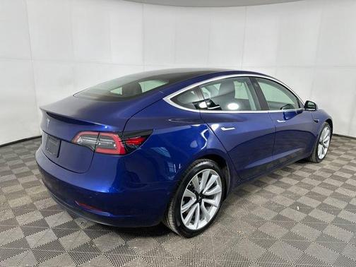 2019 Tesla Model 3 Standard Range Plus