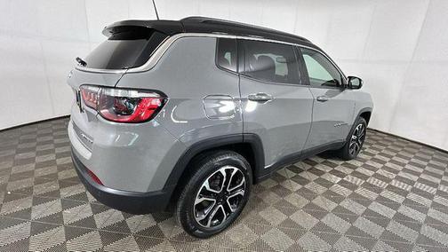 Sting-Gray Clearcoat 2023 Jeep Compass Limited