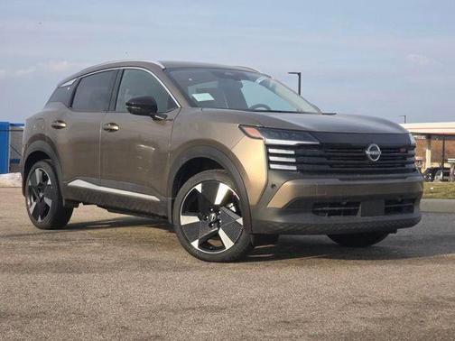 Canyon Bronze Metallic 2026 Nissan Kicks SR