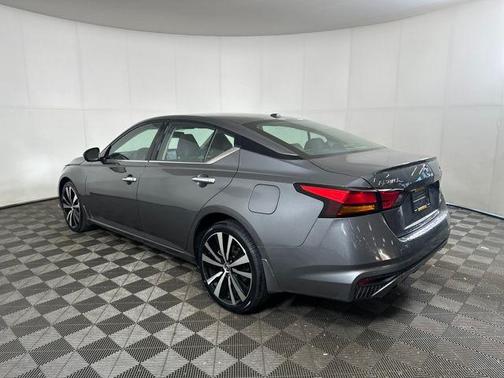 2021 Nissan Altima Platinum Intelligent AWD