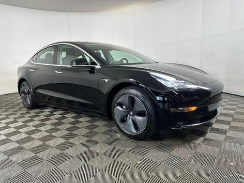 2019 Tesla Model 3 Standard Range Plus
