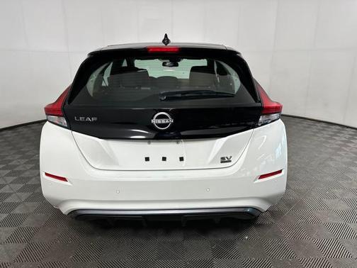 2024 Nissan Leaf SV PLUS