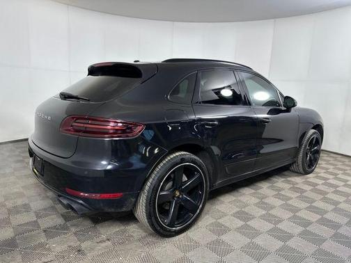 2015 Porsche Macan S