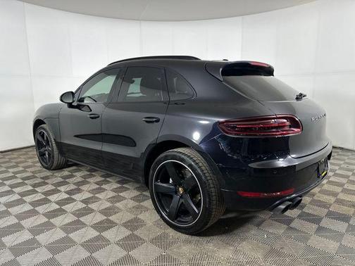 2015 Porsche Macan S