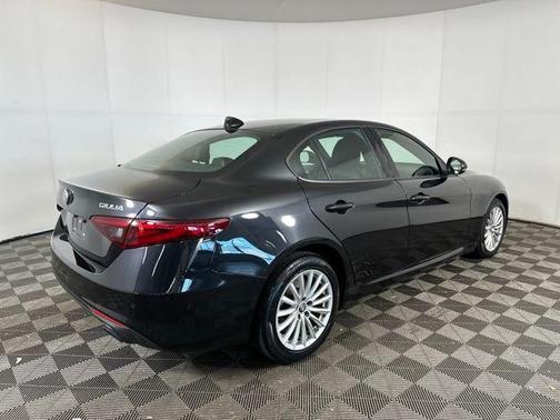 2022 Alfa Romeo Giulia Sprint