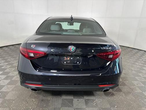 2022 Alfa Romeo Giulia Sprint