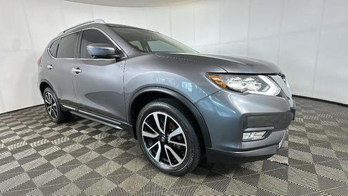 Gun Metallic 2019 Nissan Rogue SV