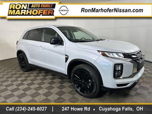 White Diamond 2025 Mitsubishi Outlander Sport 2.0 LE
