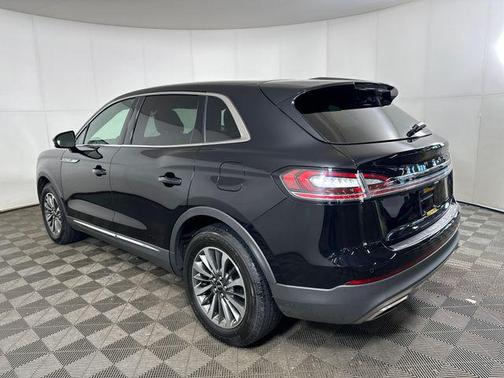 INFINITE BLACK 2020 Lincoln Nautilus Standard