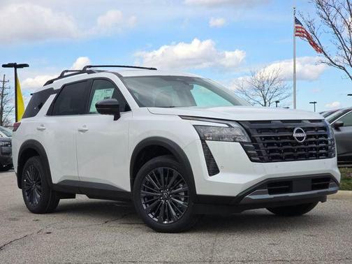 2026 Nissan Pathfinder SL