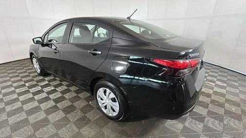 Super Black 2025 Nissan Versa 1.6 S