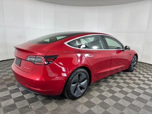 2019 Tesla Model 3 Performance