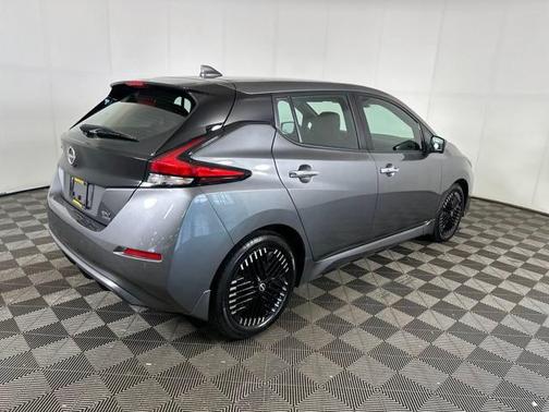 2023 Nissan Leaf SV PLUS 60 kWh