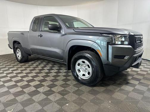 2023 Nissan Frontier S