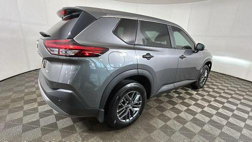 Gun Metallic 2022 Nissan Rogue S