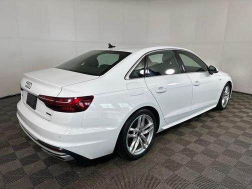 2023 Audi A4 45 S line Premium Plus