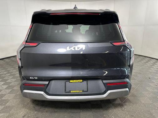 2024 Kia EV9 Wind