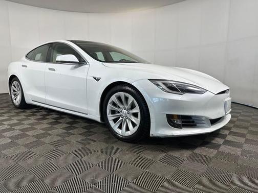 2016 Tesla Model S 75D
