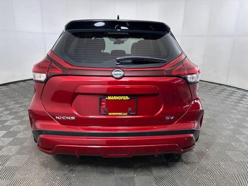 2022 Nissan Kicks SV