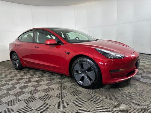2023 Tesla Model 3 Standard Range