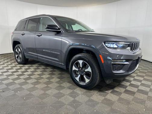 Baltic Gray Metallic Clearcoat 2024 Jeep Grand Cherokee 4xe Base