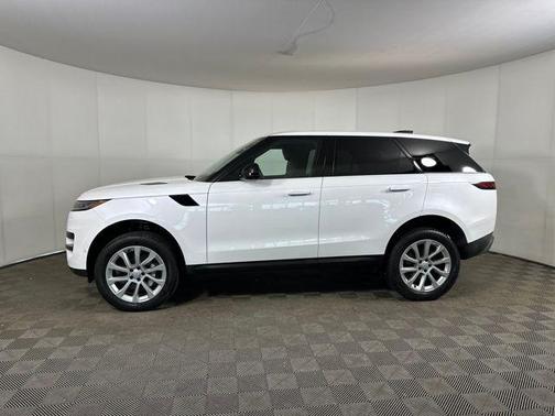2024 Land Rover Range Rover Sport SE