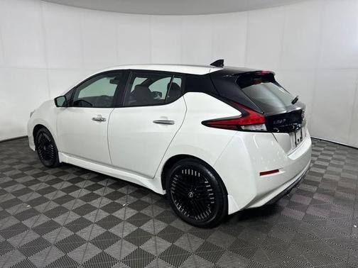 2023 Nissan Leaf SV PLUS 60 kWh