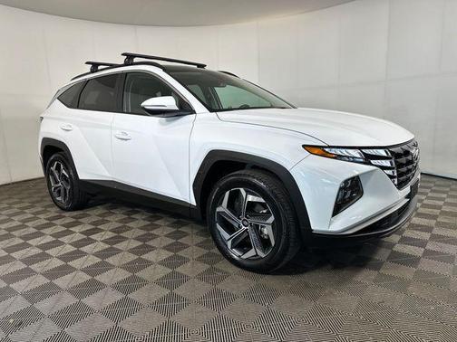 White Pearl 2024 Hyundai TUCSON Hybrid SEL Convenience
