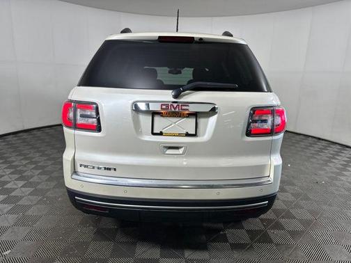 2015 GMC Acadia SLE-2