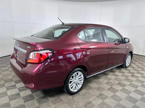 2024 Mitsubishi Mirage G4 LE