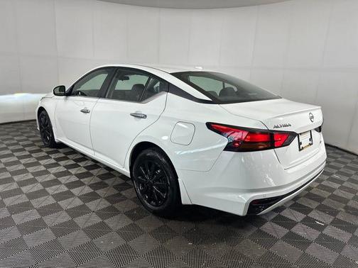 2023 Nissan Altima S