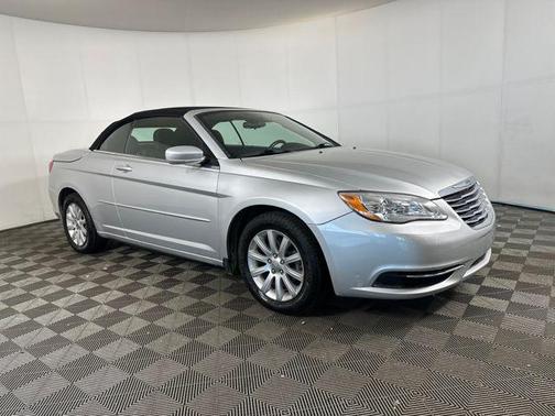 2011 Chrysler 200 Touring