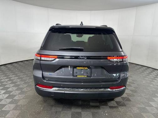 2022 Jeep Grand Cherokee 4xe Base