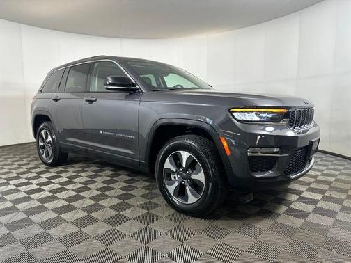 2022 Jeep Grand Cherokee 4xe Base