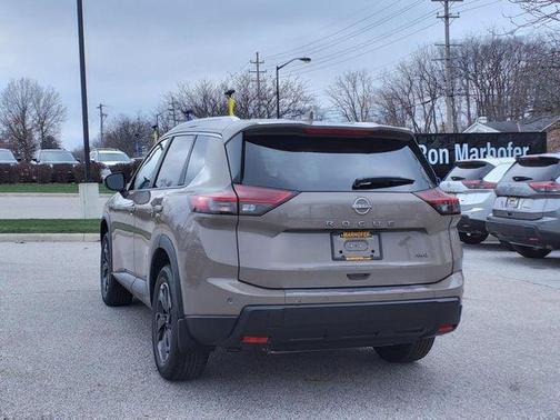 2025 Nissan Rogue SV
