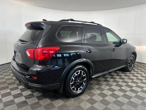 2020 Nissan Pathfinder SV 4WD