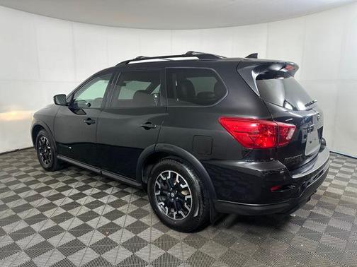 2020 Nissan Pathfinder SV 4WD