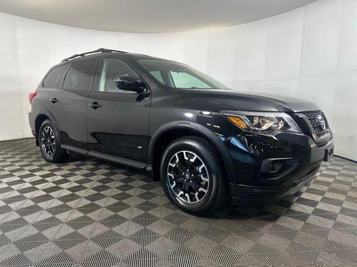 2020 Nissan Pathfinder SV 4WD
