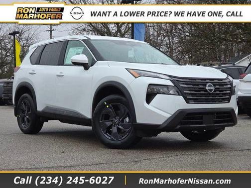 Everest White Pearl Tricoat 2026 Nissan Rogue SV
