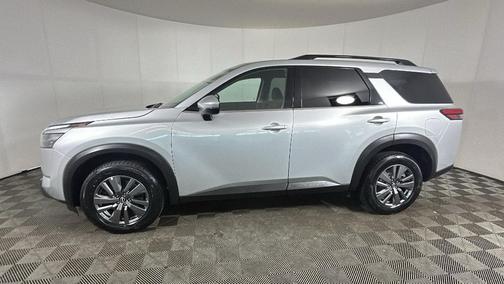 Brilliant Silver Metallic 2025 Nissan Pathfinder SV 4WD