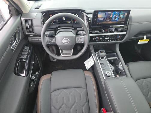 Gun Metallic 2026 Nissan Pathfinder Platinum