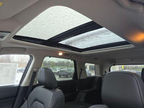 Super Black 2026 Nissan Pathfinder Platinum