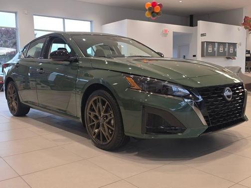 2025 Nissan Altima SR AWD