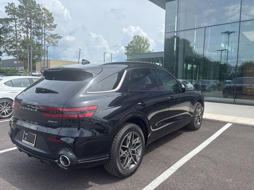 Vik Black 2025 Genesis GV70 3.5T Sport