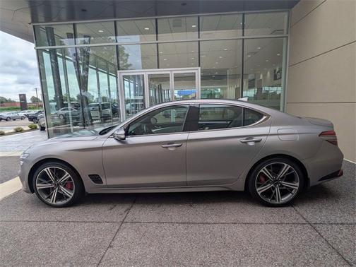 2024 Genesis G70 2.5T
