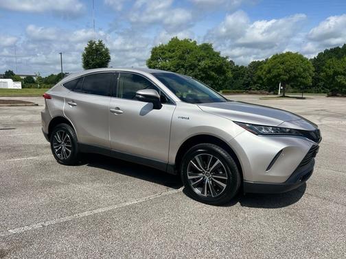 Titanium 2021 Toyota Venza LE