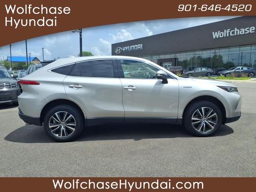 Titanium 2021 Toyota Venza LE