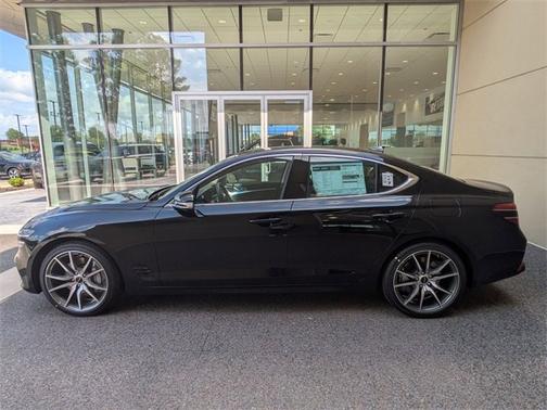 2026 Genesis G70 2.5T Prestige