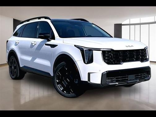 Glacial White Pearl 2024 Kia Sorento X-Line EX