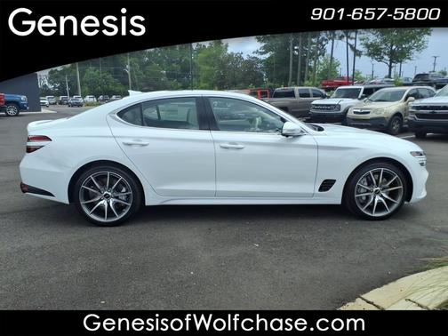 Alta White 2026 Genesis G70 2.5T Prestige